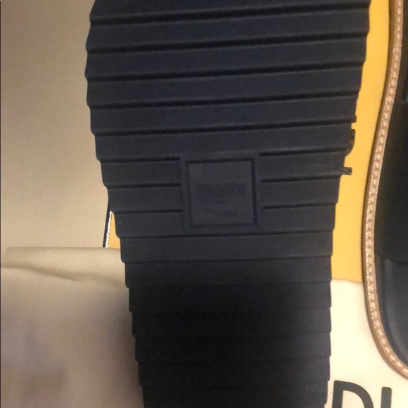 Fendi slider - Picture 2 of 3